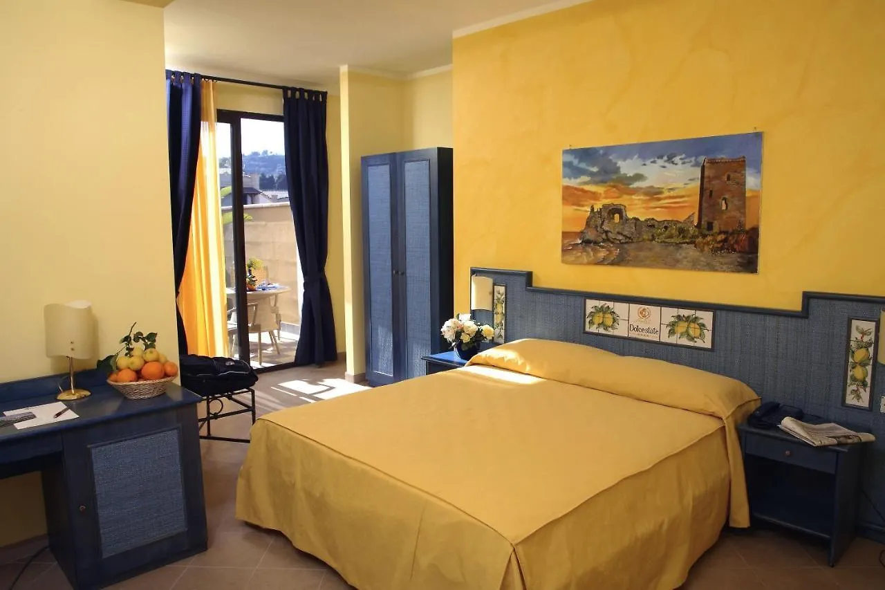 Dolcestate Hotel -Club Campofelice Di Roccella Italy